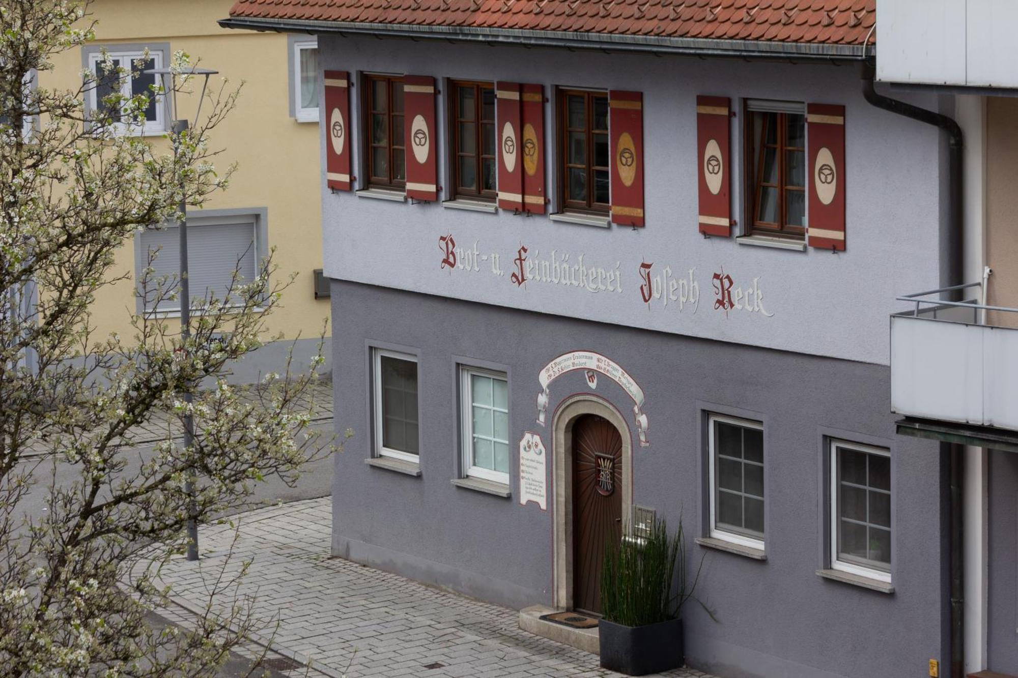 Schönes, ruhiges Apartment mit Sonnenterrasse Tettnang Exterior foto